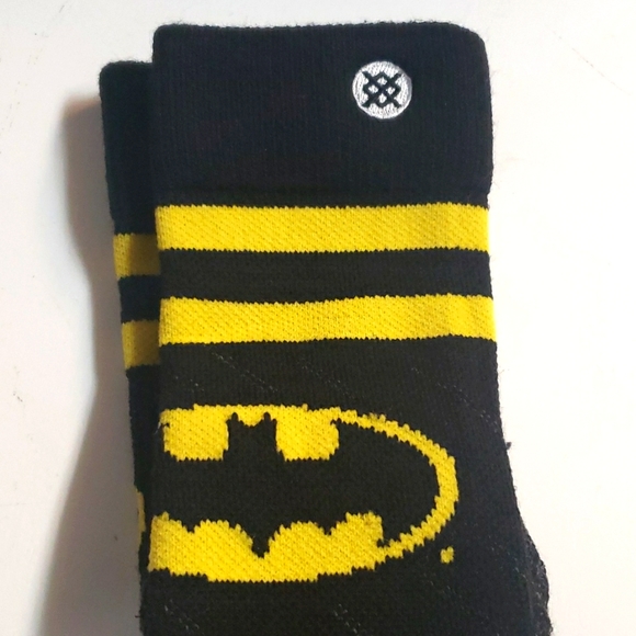STANCE - "BATMAN" with FEEL 360 INFIKNIT Performance Socks. - Picture 6 of 10